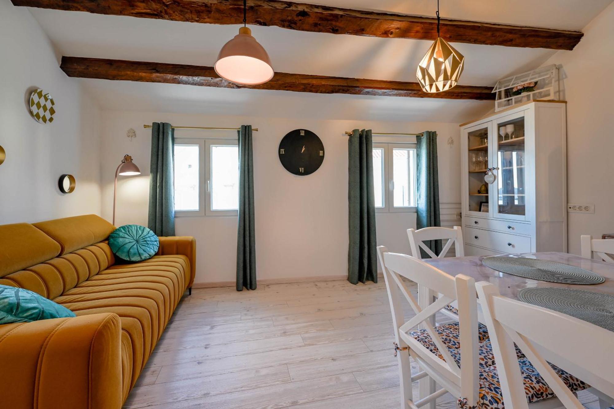 Apartment Roberta Ровінь Екстер'єр фото